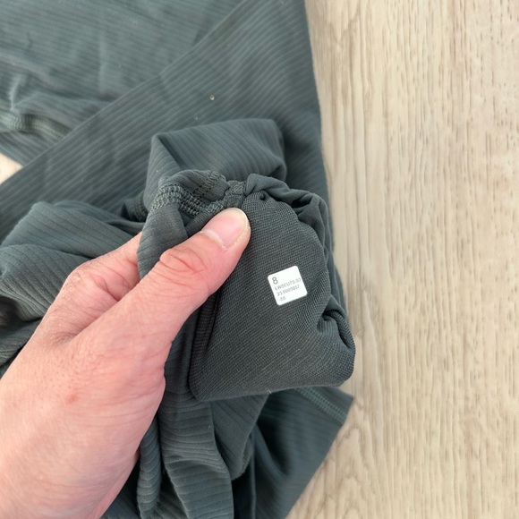 lululemon athletica Green ribbed leggings - Picture 4 of 4